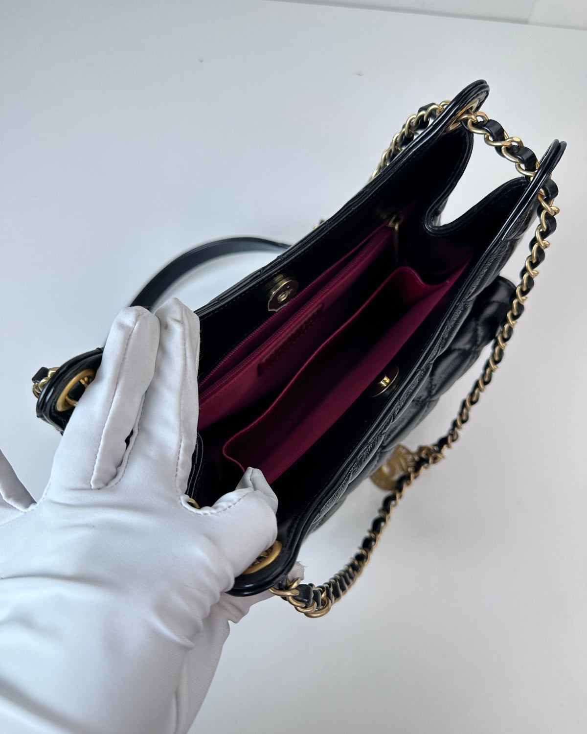 Chanel Shiny Crumpled Calfskin Quilted Wavy CC Hobo Bag - Black/ Gold-Tone Hardware - View 7