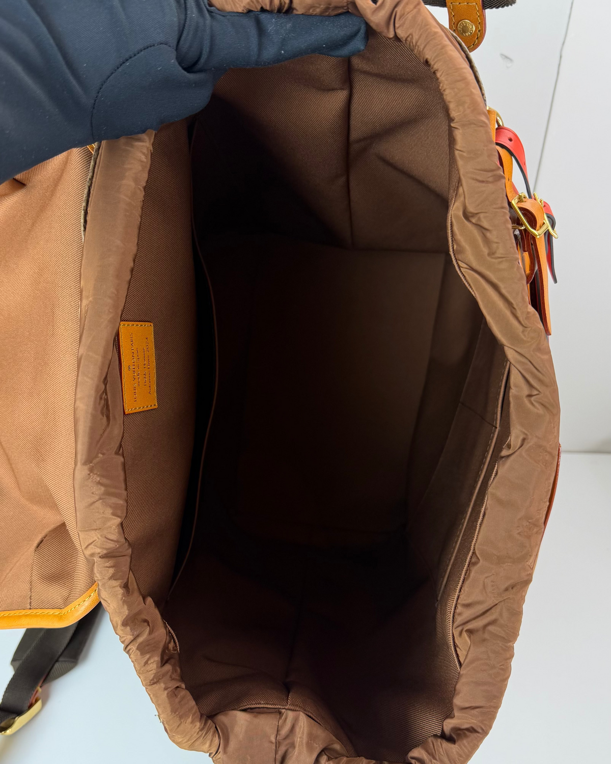 Louis Vuitton Montsouris Backpack - View 7