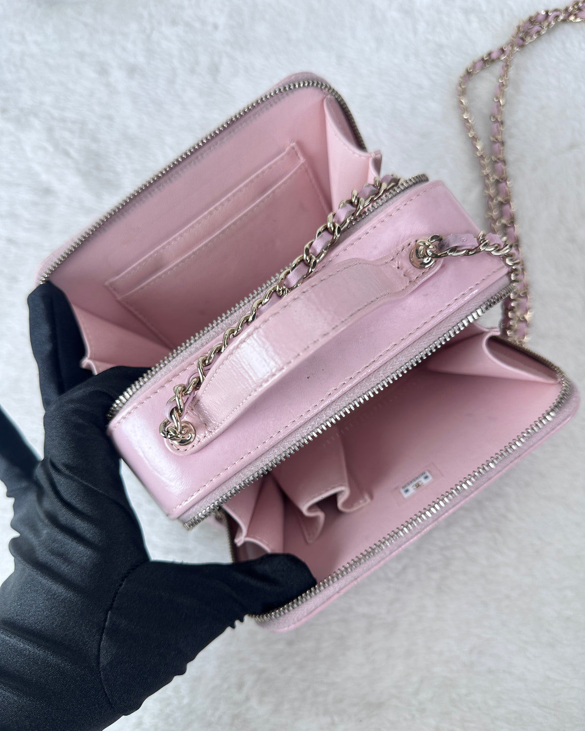 Chanel Small Double Zip CC Vanity Case - Light Pink - View 6