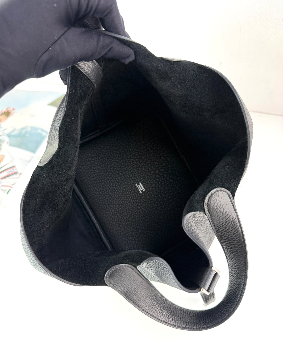Hermès Picotin Lock Bag 22 - Black - View 7