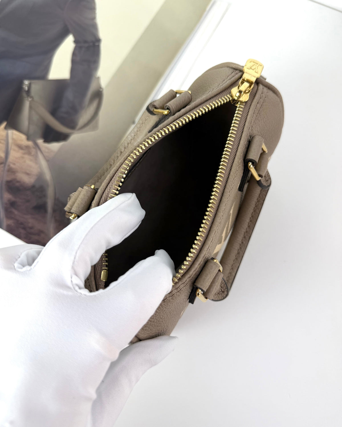 Louis Vuitton Nano Speedy Bag - Tourterelle Grey - View 7