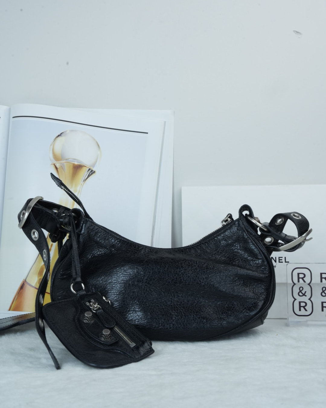 Balenciaga Le Cagole XS Shoulder Bag - Black - View 2