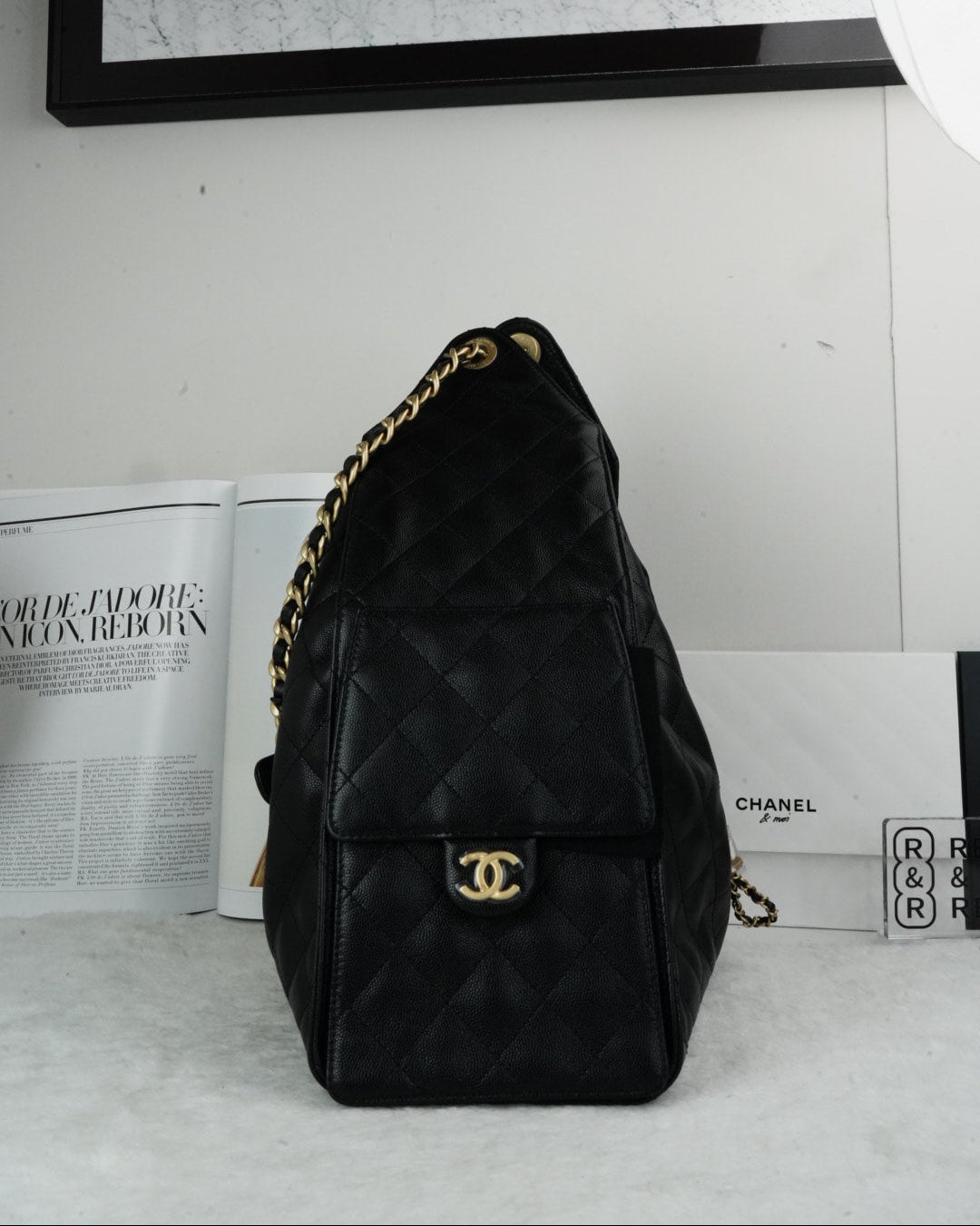 Chanel 25 Bag - Black - View 4