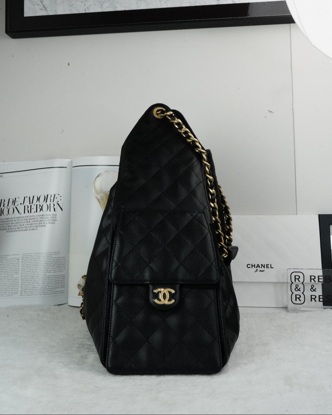 Chanel 25 Bag - Black - View 3