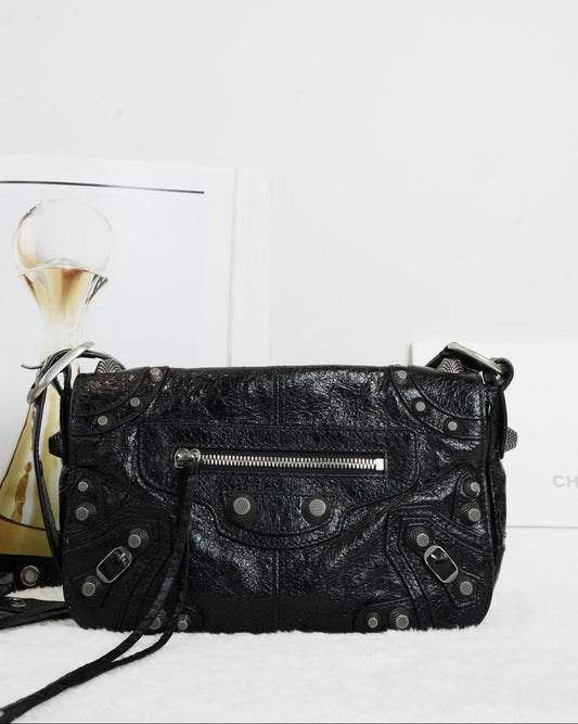 Balenciaga Le Cagole XS Shoulder Bag - Black - View 1