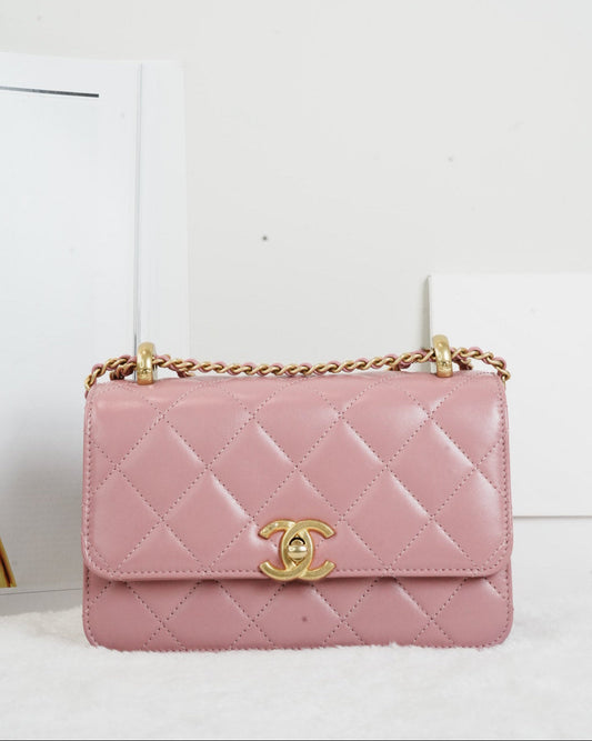 Chanel Chain Flap Bag - Pink - View 1