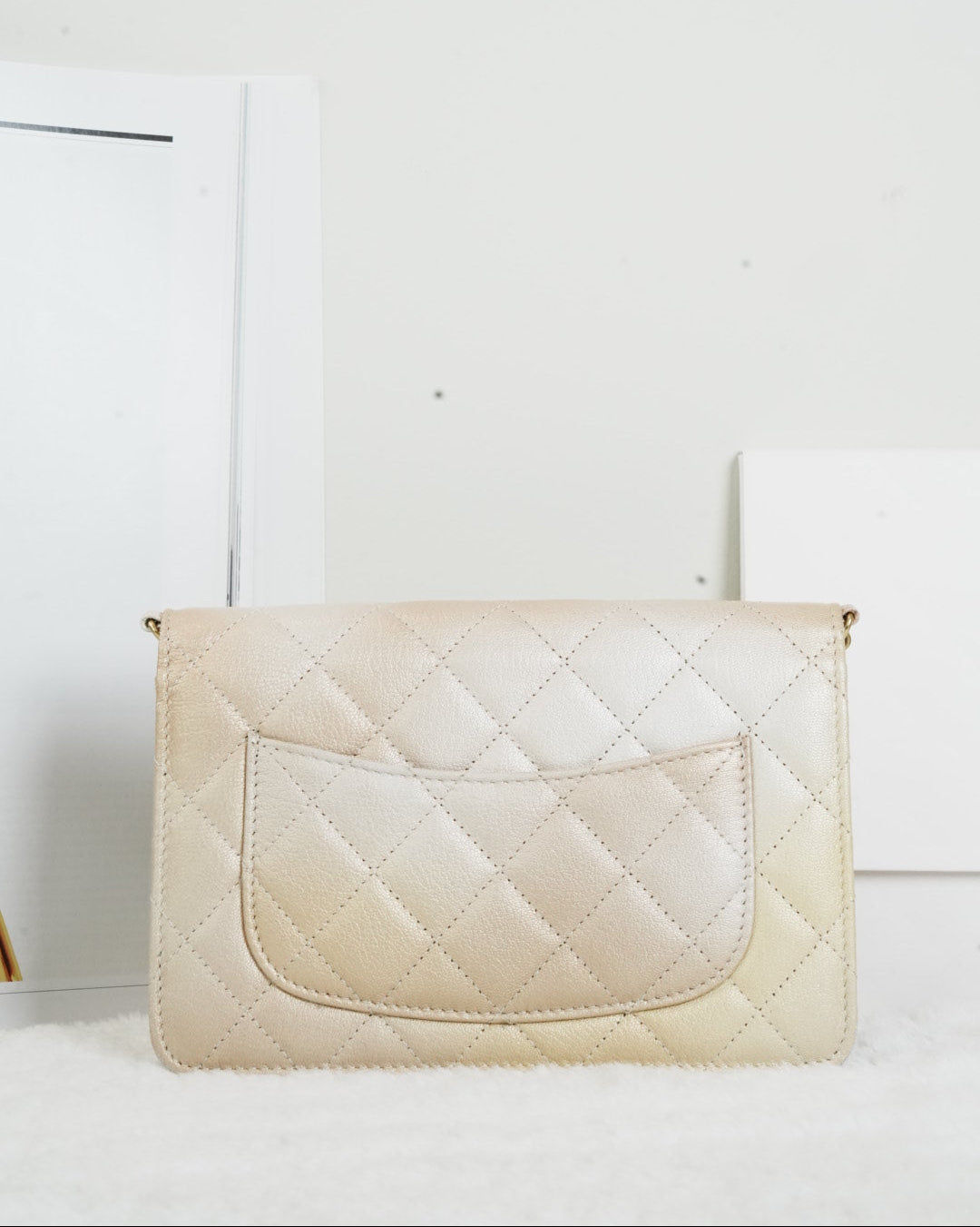 Chanel Wallet on Chain - White, Iridescent - View 2