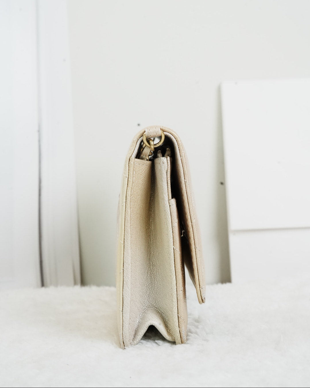 Chanel Wallet on Chain - White, Iridescent - View 4