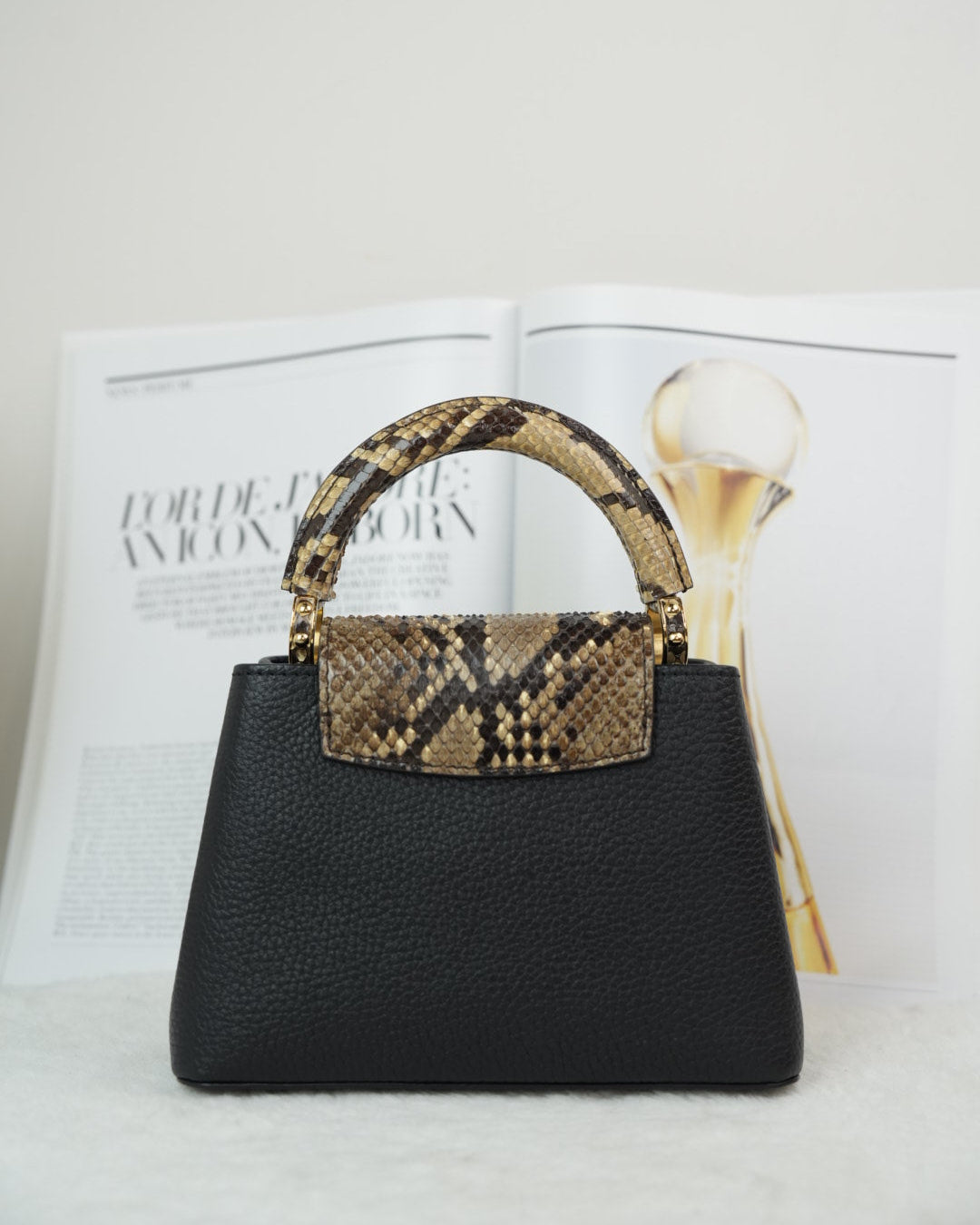 Louis Vuitton Capucines Mini Handbag - Black - View 2