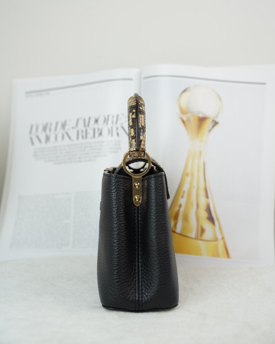 Louis Vuitton Capucines Mini Handbag - Black - View 3