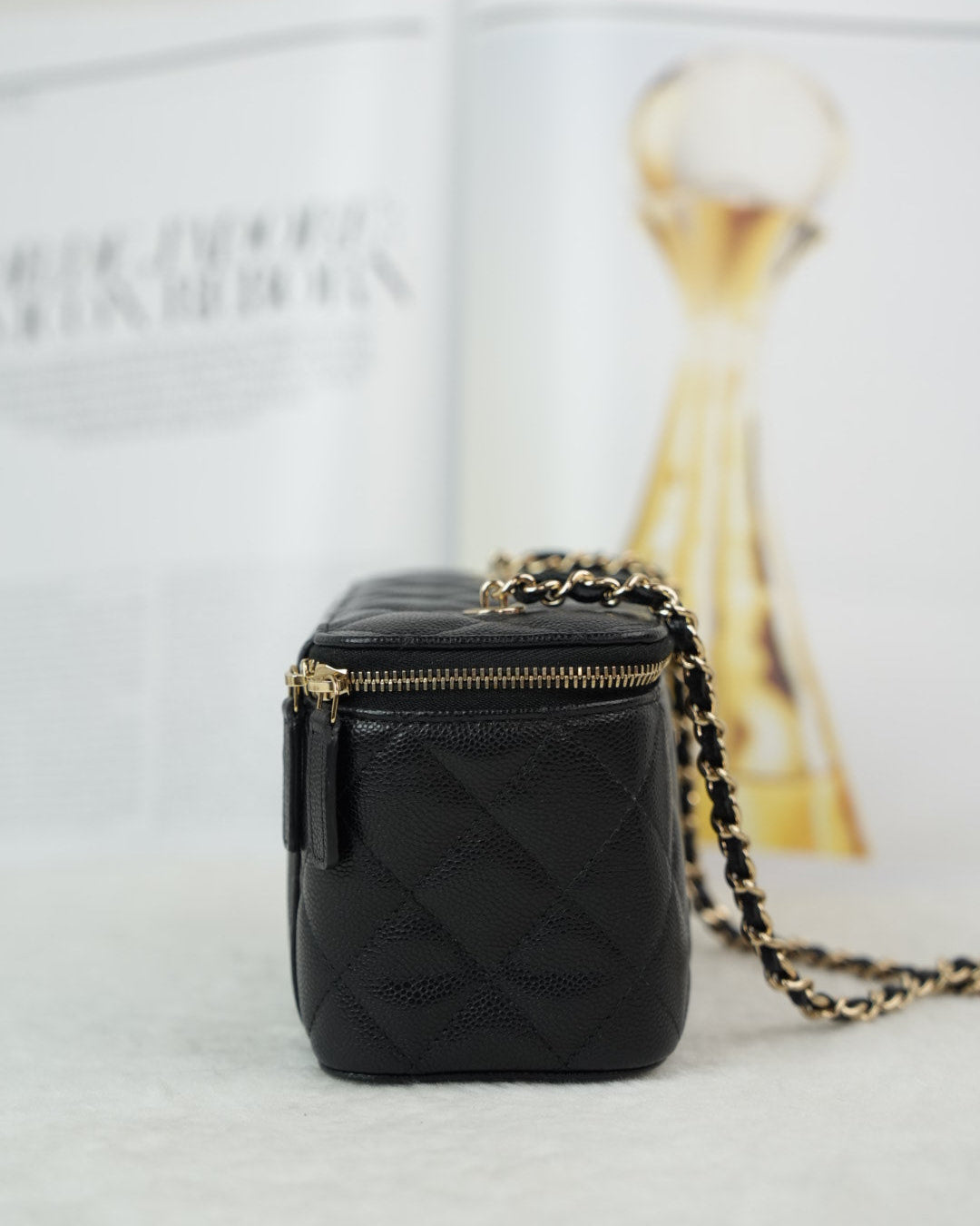 Chanel Vanity Case - Black - View 4