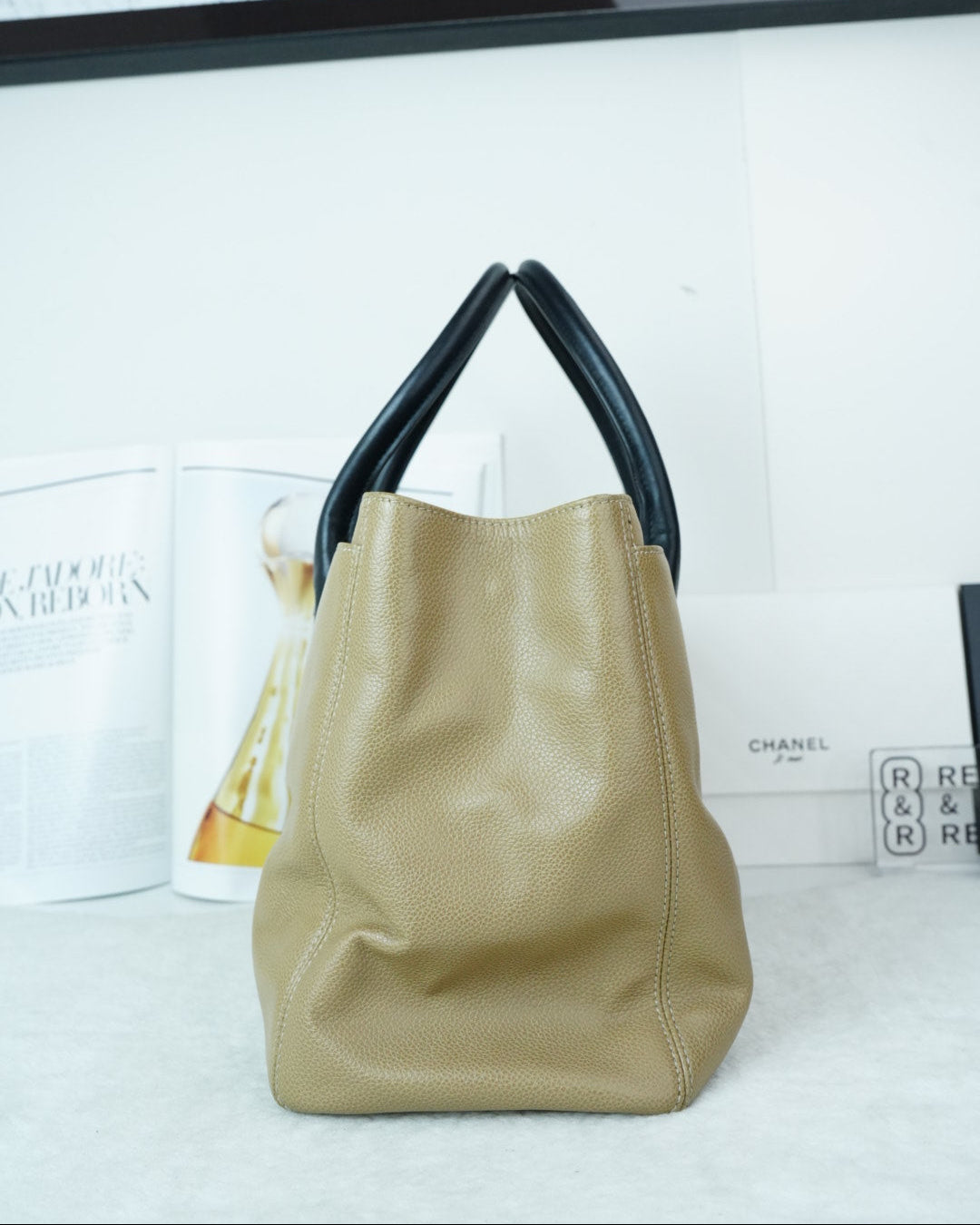 Chanel Cerf Tote Bag - Beige - View 4