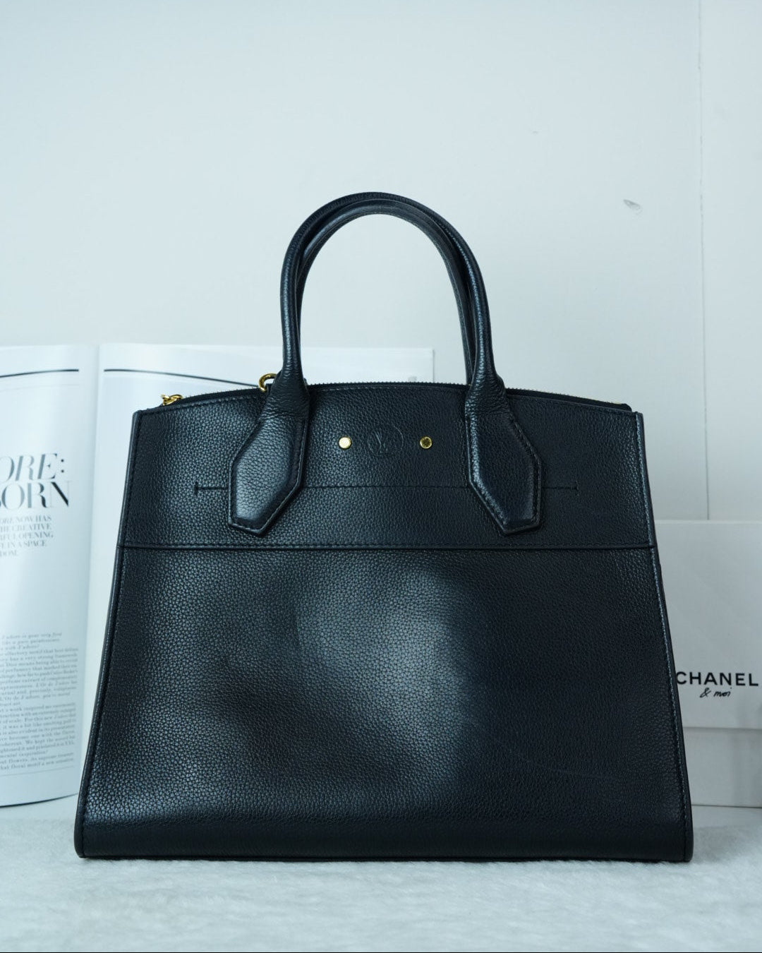Louis Vuitton City Steamer MM Bag - Black - View 2