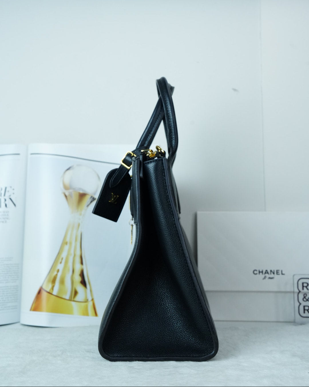 Louis Vuitton City Steamer MM Bag - Black - View 3