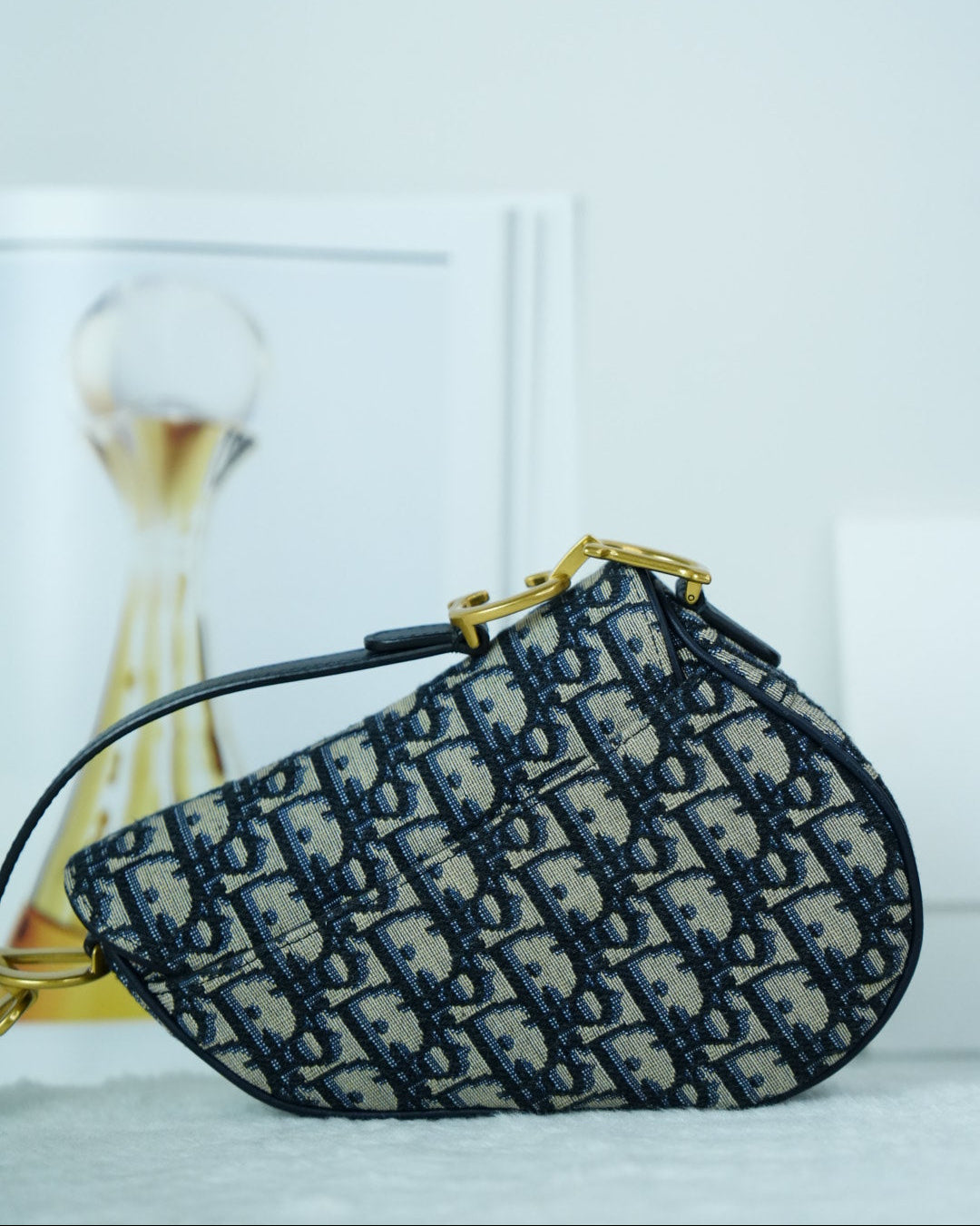 Dior Saddle Bag - View 2