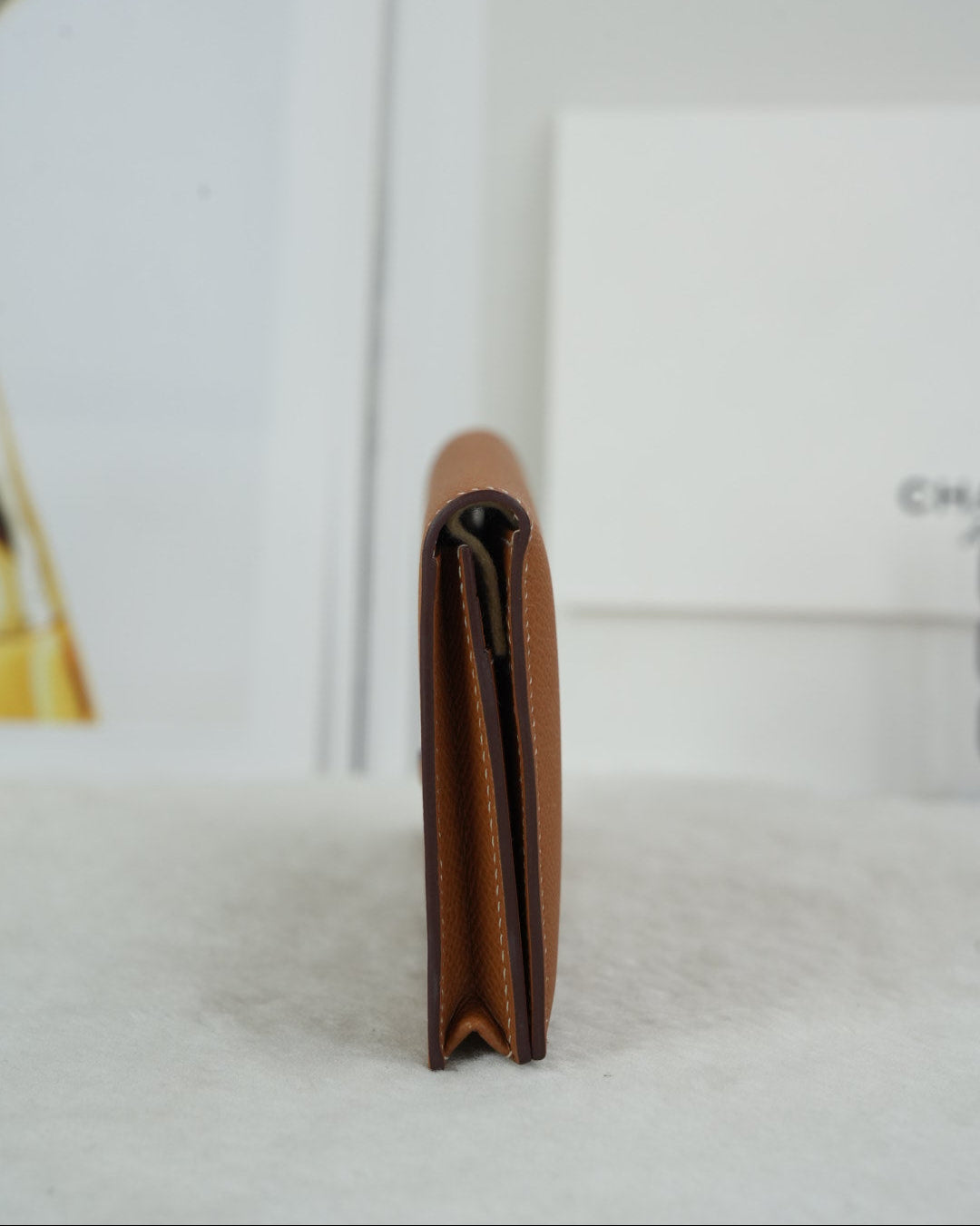 Hermès Béarn Long Wallet - Gold - View 4