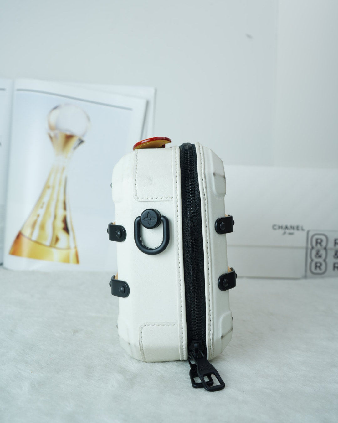 Louis Vuitton Future Trunk - Monogram/ White - View 3