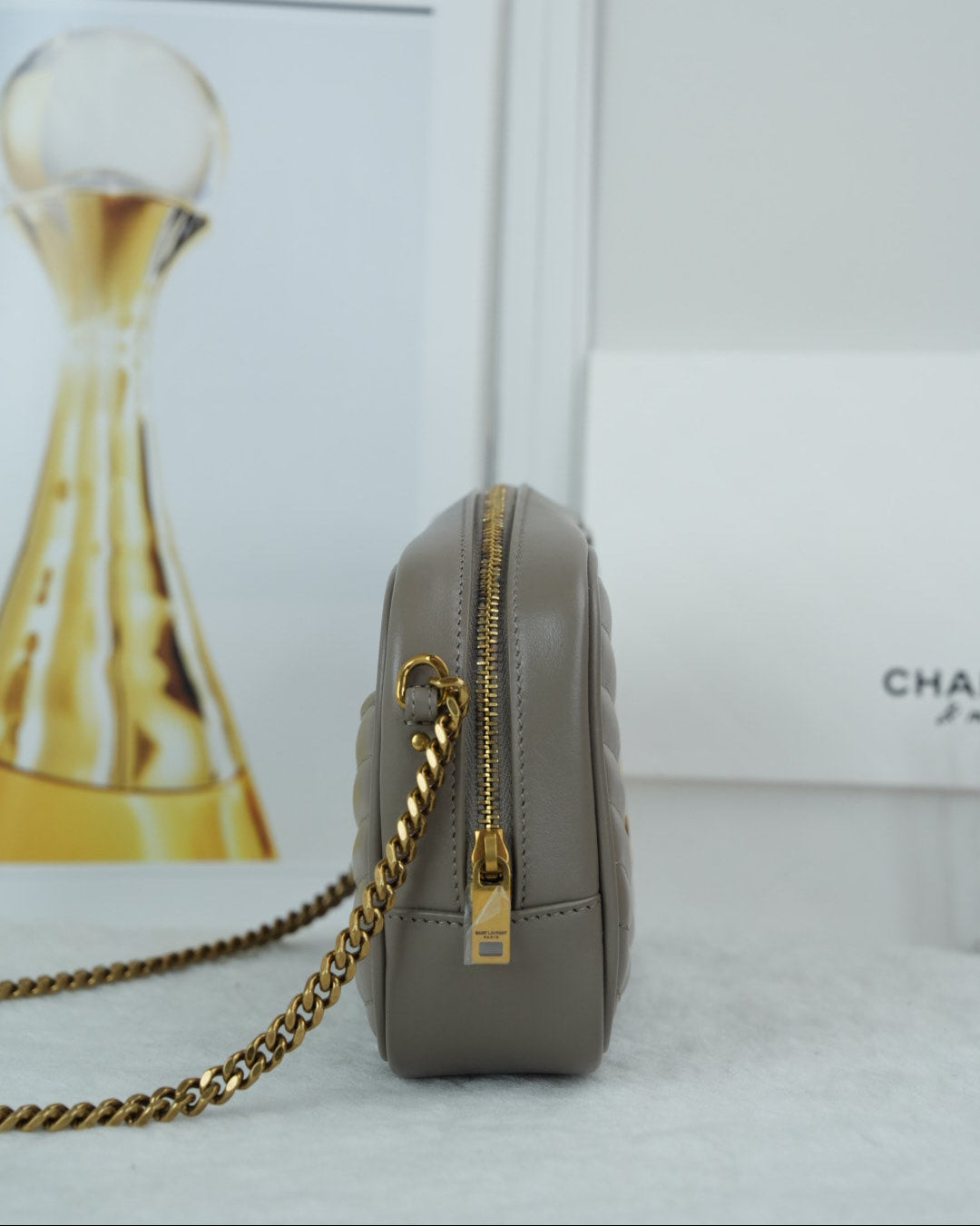 Saint Laurent Lou Camera Bag - Grey - View 4
