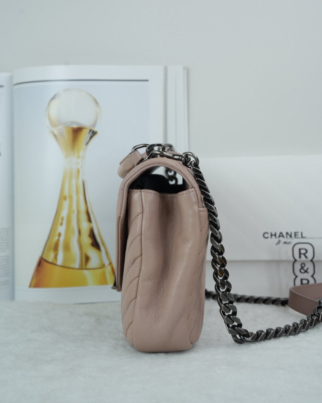 Saint Laurent College Medium Quilted Leather Shoulder Bag - Blush/ Powder Pink - View 4