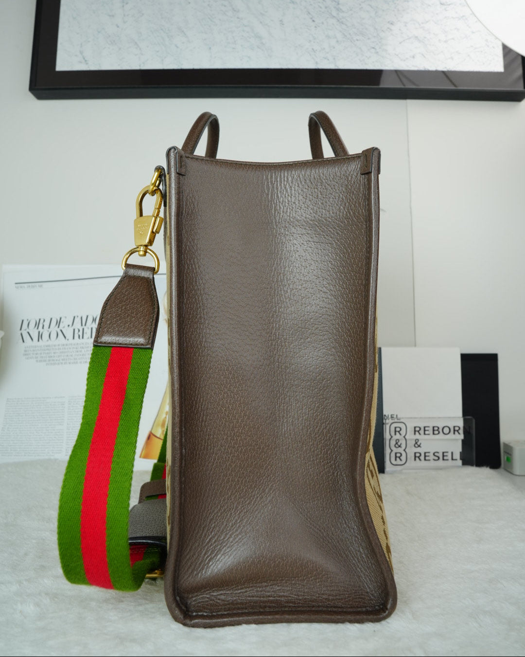 Gucci Jumbo GG Tote Bag - Beige And Dark Brown - View 4