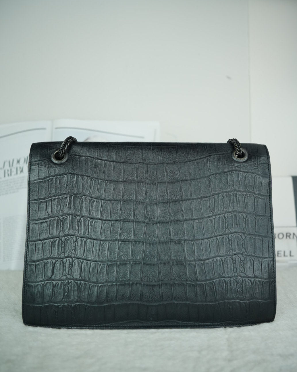 Saint Laurent Betty Shoulder Bag - Black - View 2