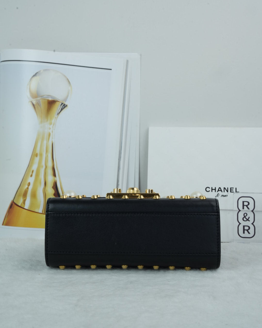 Gucci Padlock Pearl Studded Shoulder Bag - Black - View 5