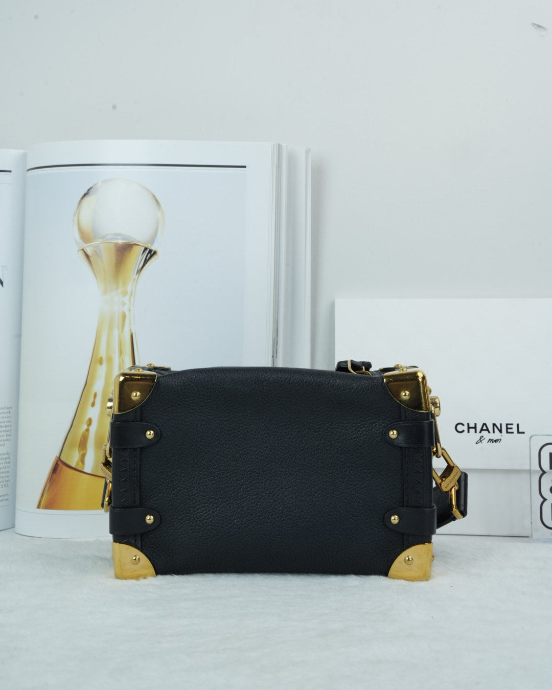 Louis Vuitton Side Trunk PM - Black - View 2