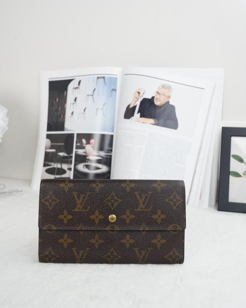 Louis Vuitton Portefeuille Sarah Wallet - Monogram Canvas - View 1