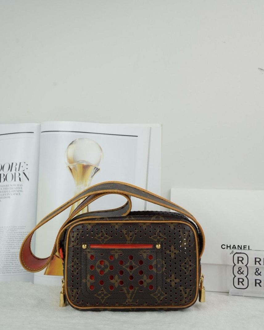 Louis Vuitton Trocadero Bag - Monogram - View 2
