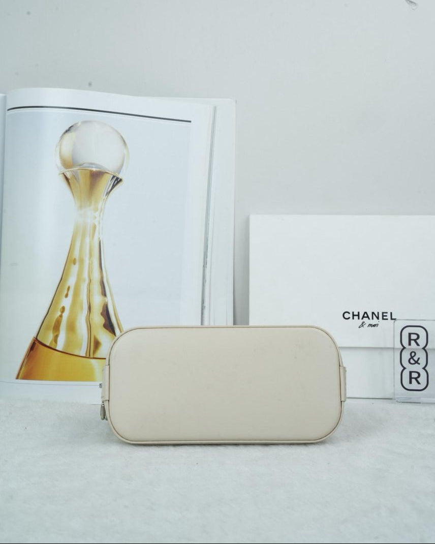 Louis Vuitton Alma BB Bag - White - View 5