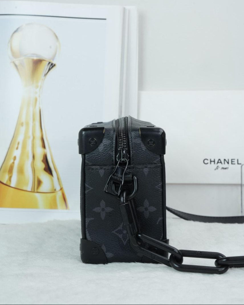 Louis Vuitton Soft Trunk - Monogram Black - View 4