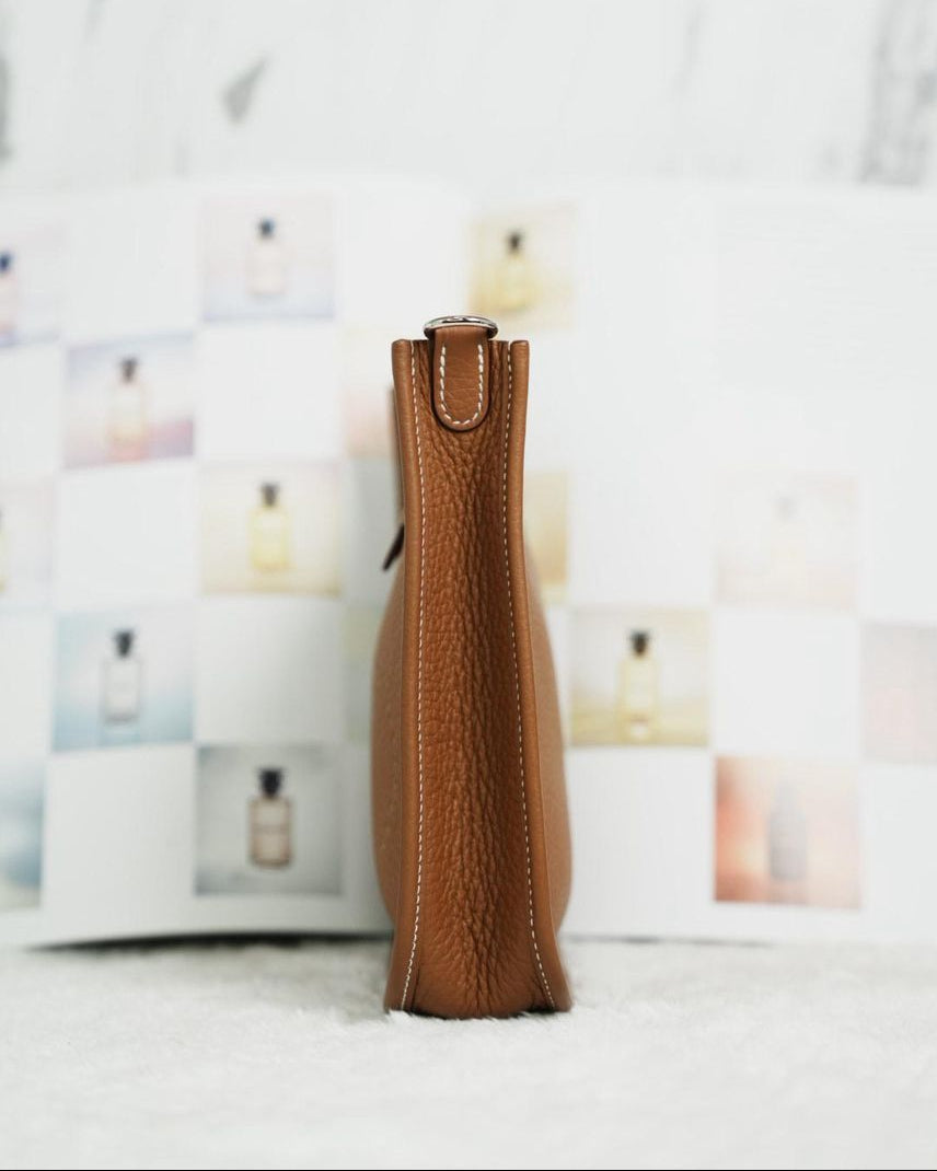 Hermès Evelyne Mini Bag - Gold - View 3