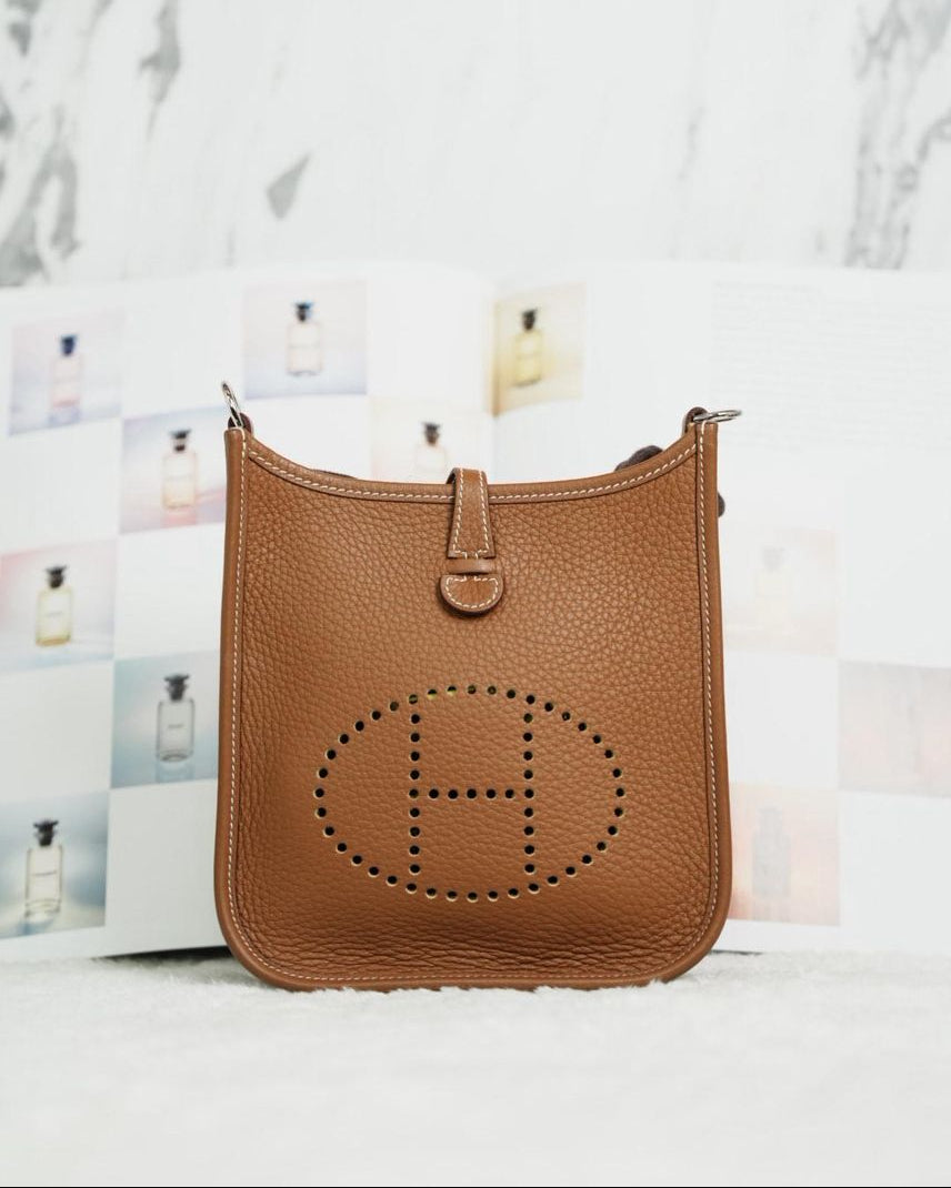 Hermès Evelyne Mini Bag - Gold - View 1