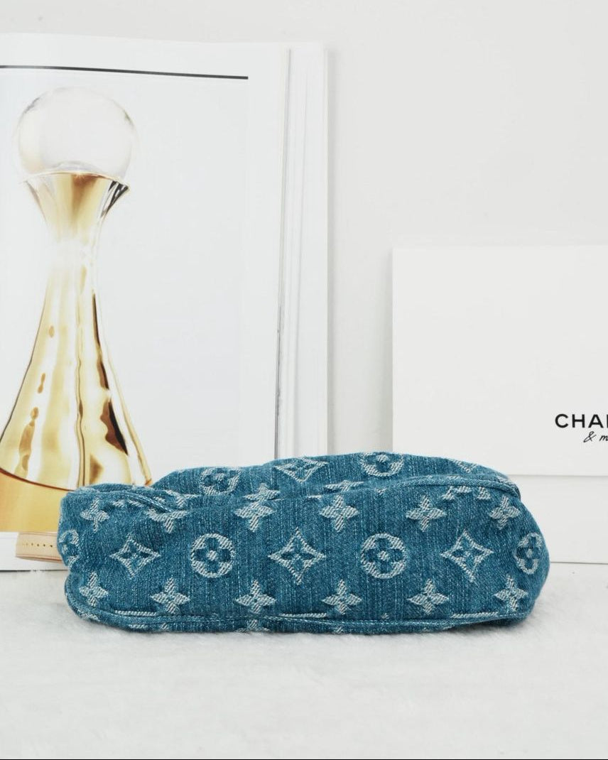 Louis Vuitton Pochette Valley - Denim - View 5