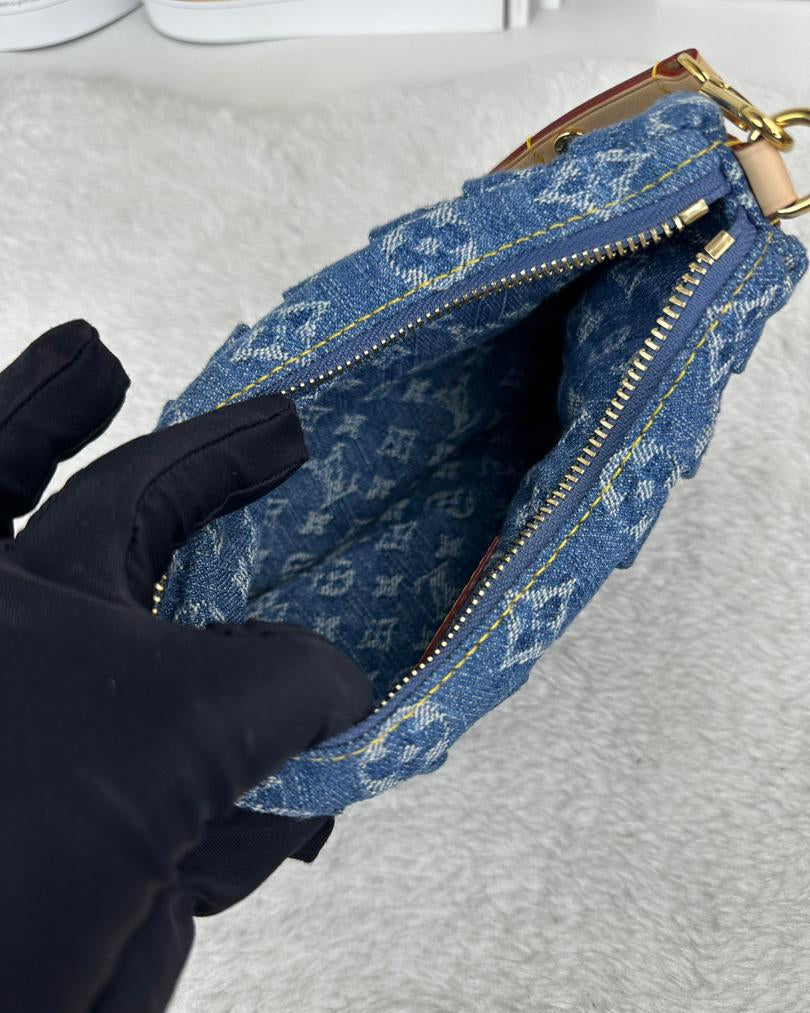 Louis Vuitton Pochette Valley - Denim - View 6