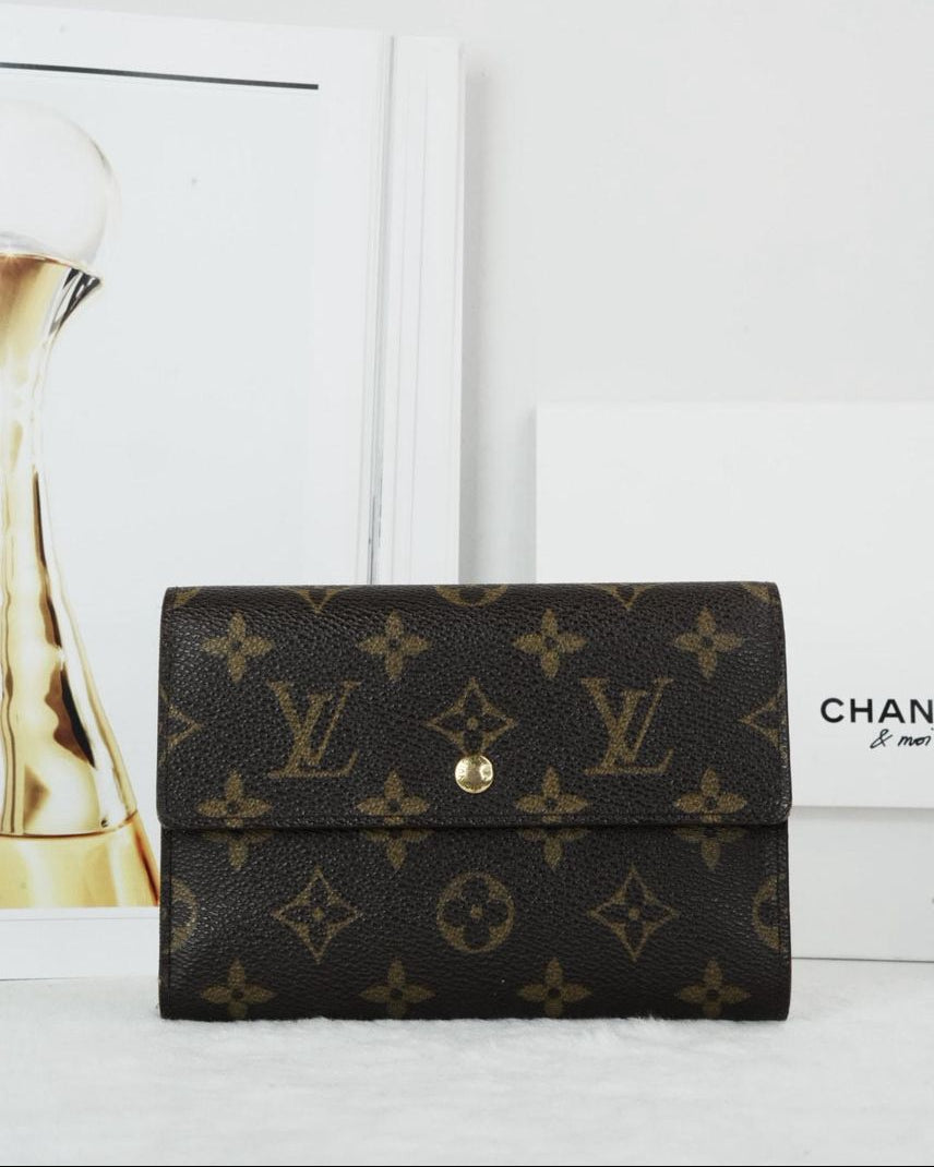 Louis Vuitton Tri-Fold Wallet - Monogram - View 1