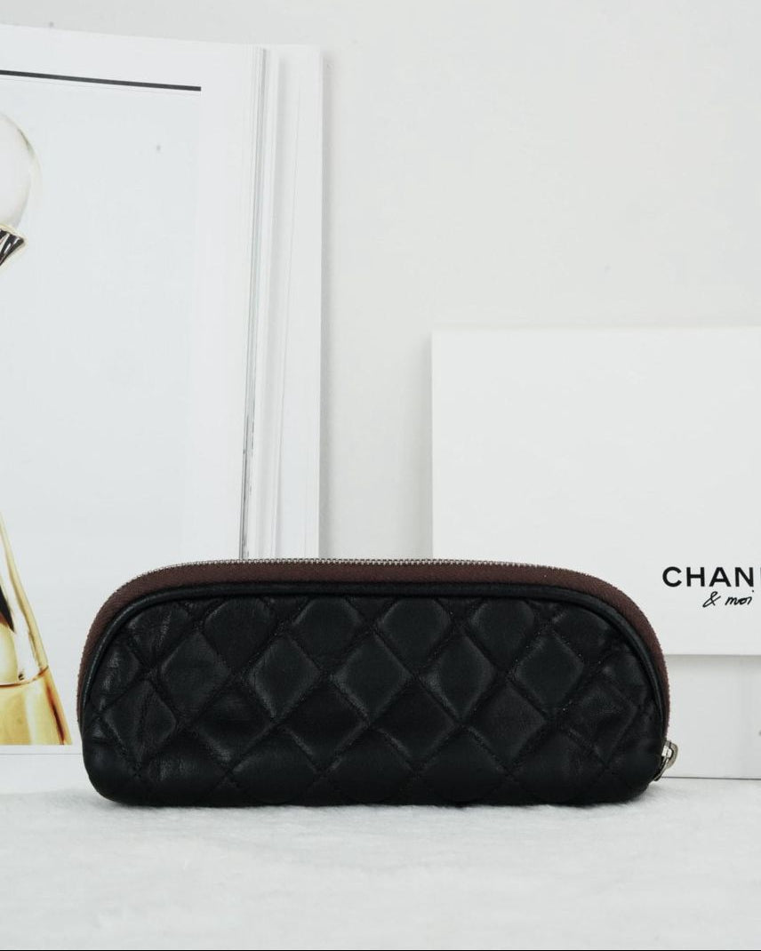 Chanel Vanity Case - Black - View 2
