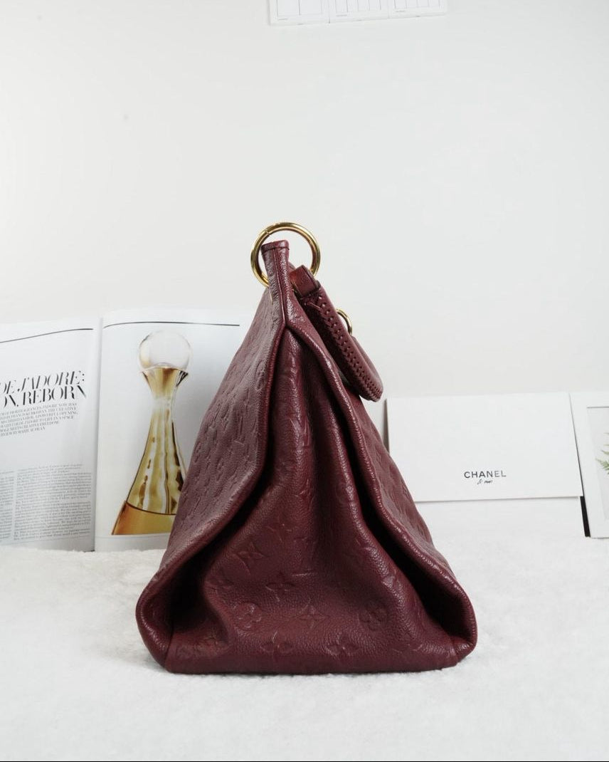 Louis Vuitton Artsy MM Bag - Red - View 3