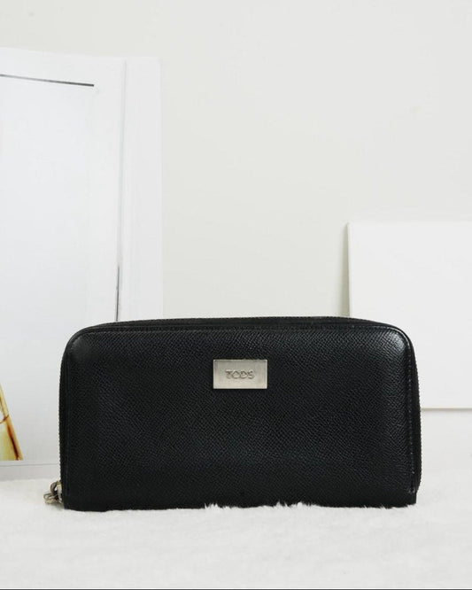 Tod's Long Zip Wallet - Black - View 1