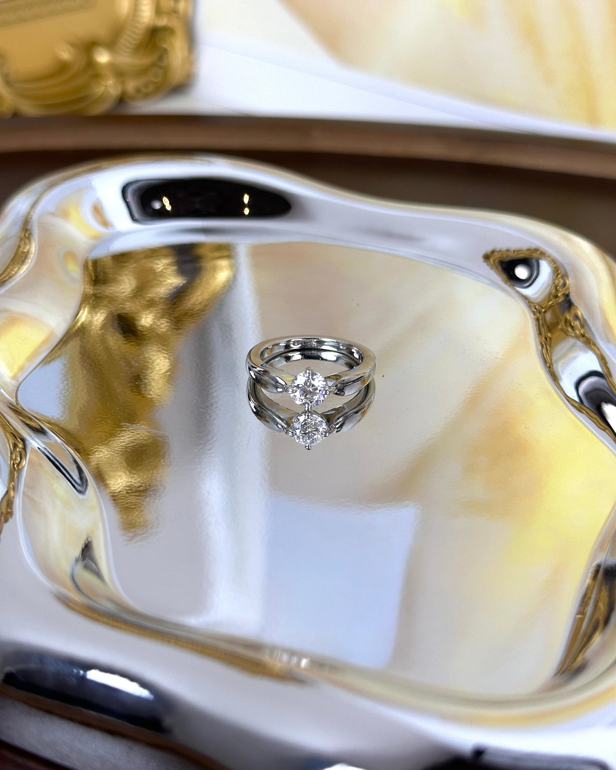 Bvlgari Incontro d'Amore Ring - Silver White - View 2
