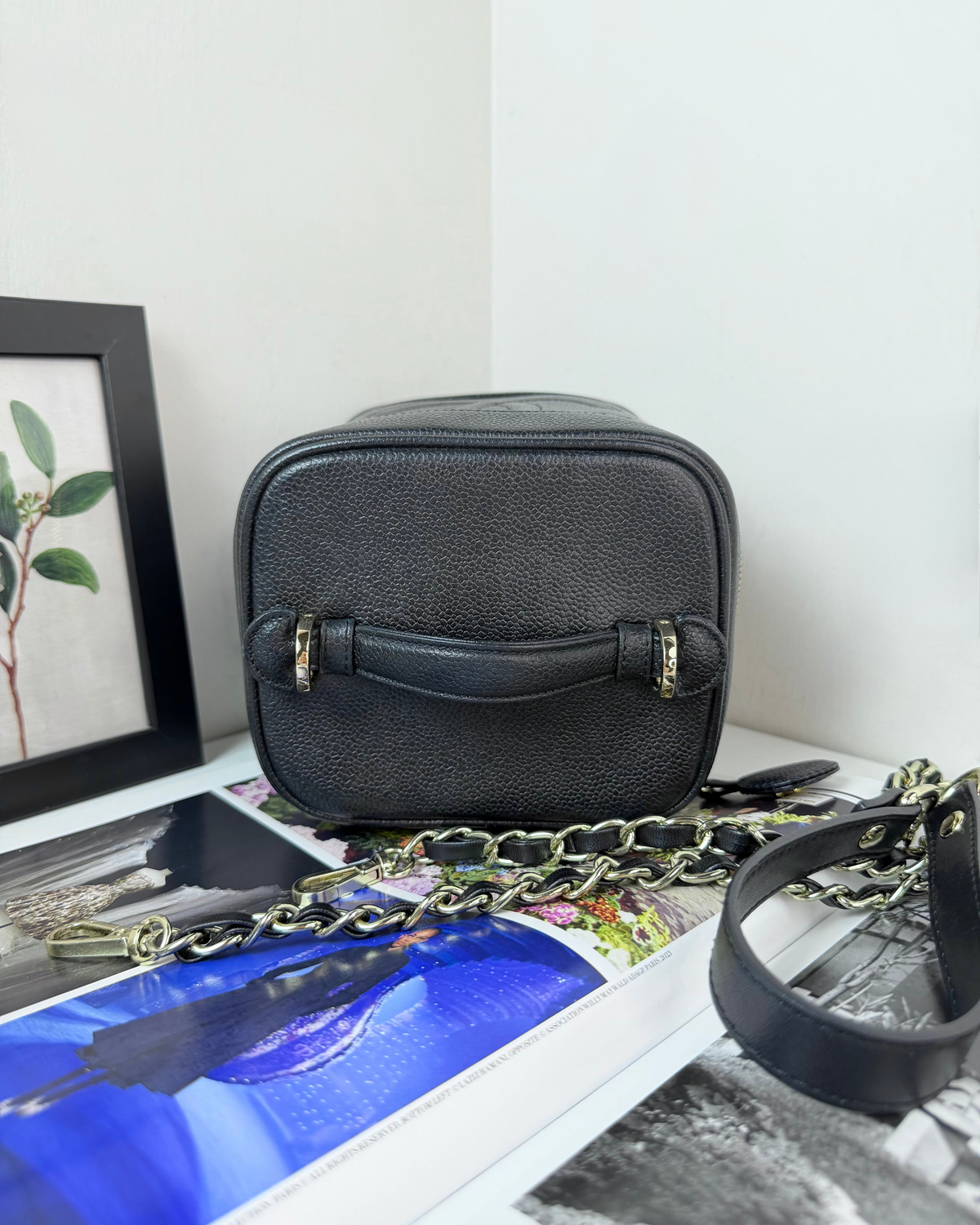 Chanel Vintage Vanity Case - Black - View 6