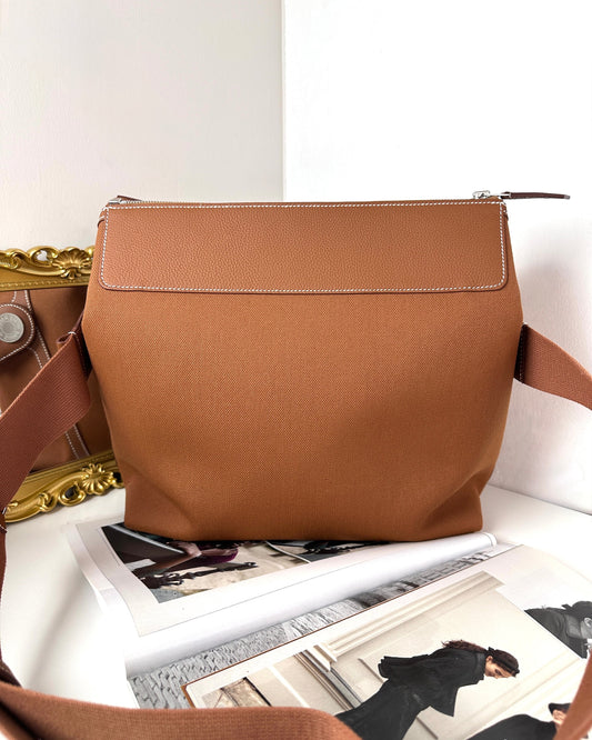 Hermès Besace Trotting Bag - Gold - View 1