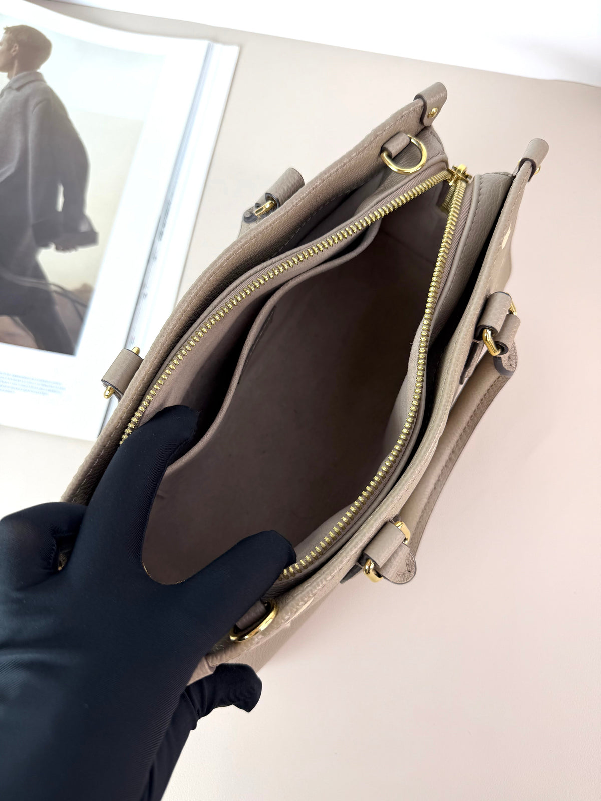 Louis Vuitton OnTheGo East West Bag - Dove - View 7