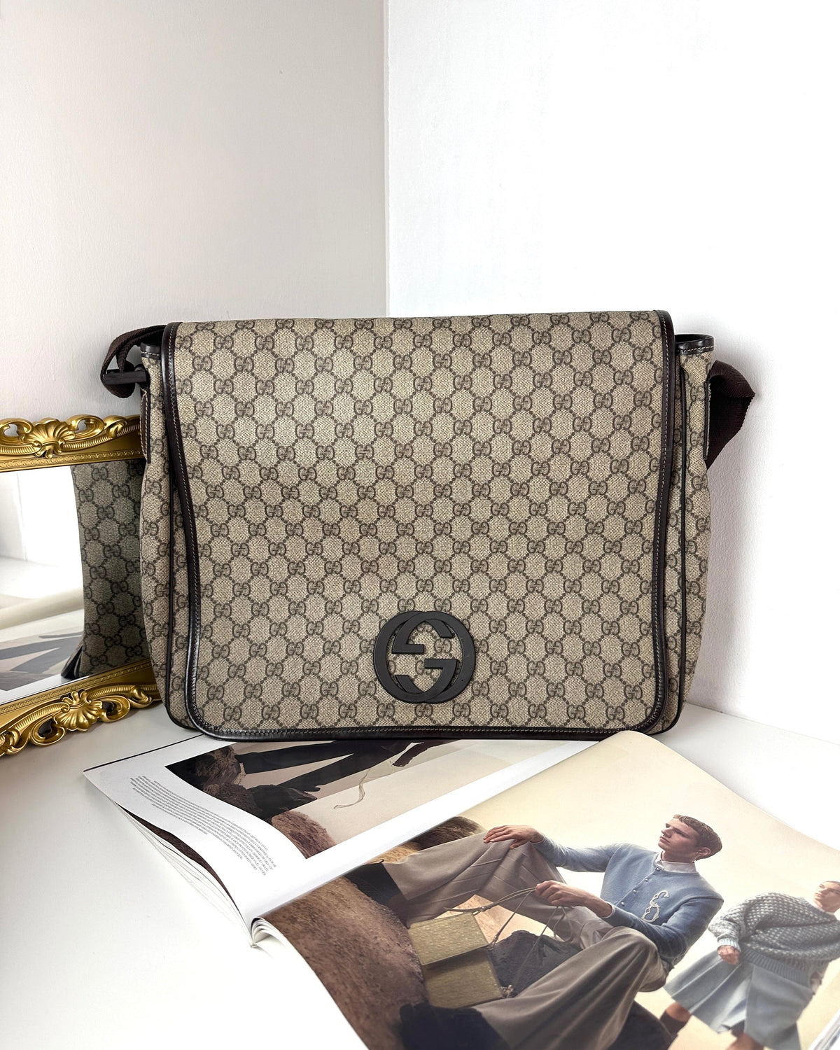 Gucci Interlocking G Large Messenger Bag - View 1