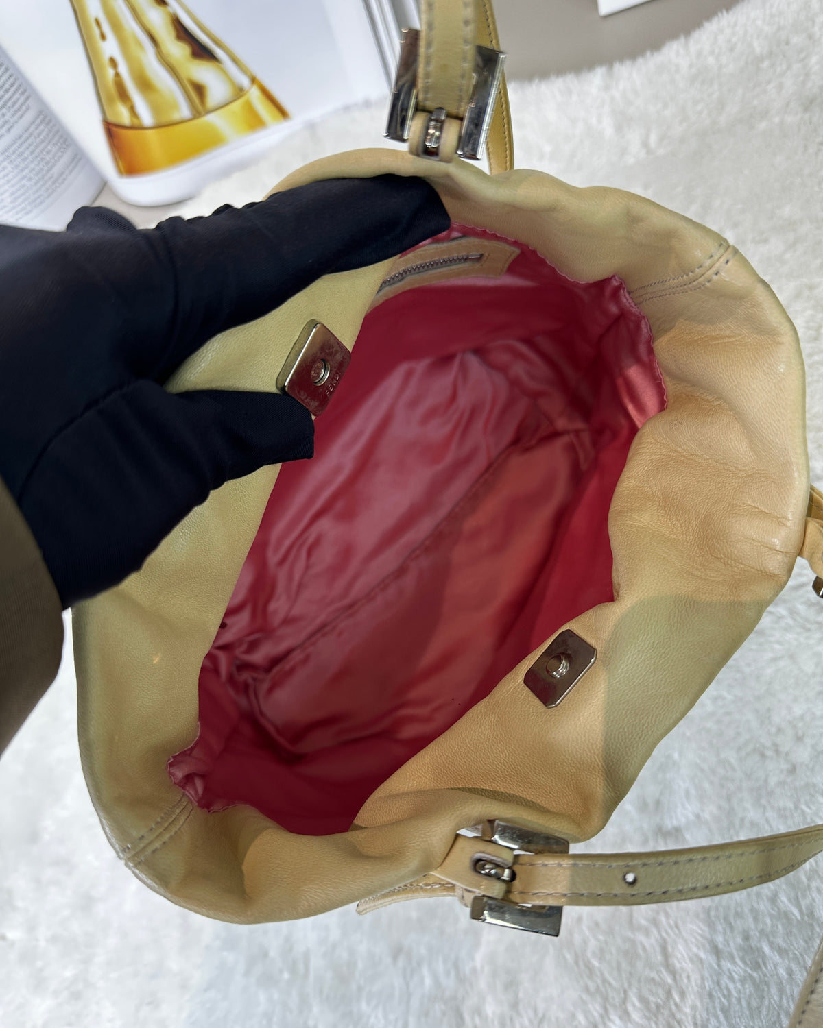 Fendi Mon Trésor Bucket Bag - Cream/ Light Beige - View 6