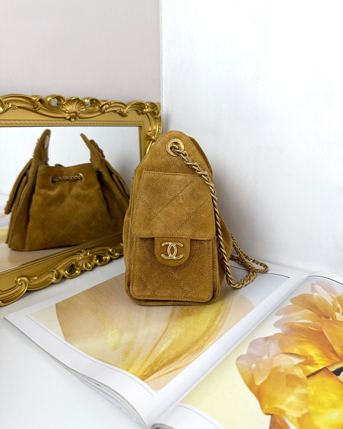 Chanel 25 Mini Handbag - Yellow - View 3