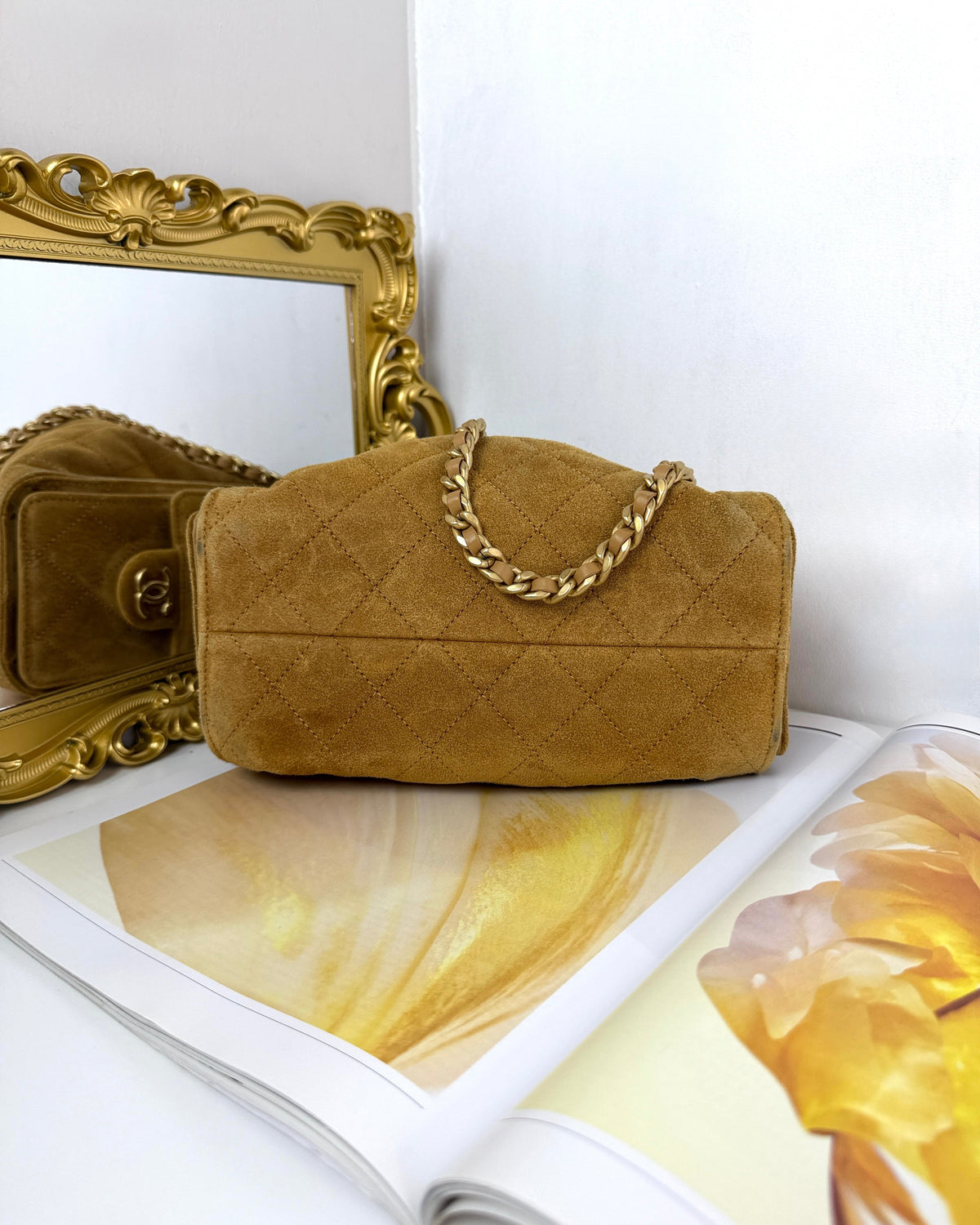 Chanel 25 Mini Handbag - Yellow - View 5