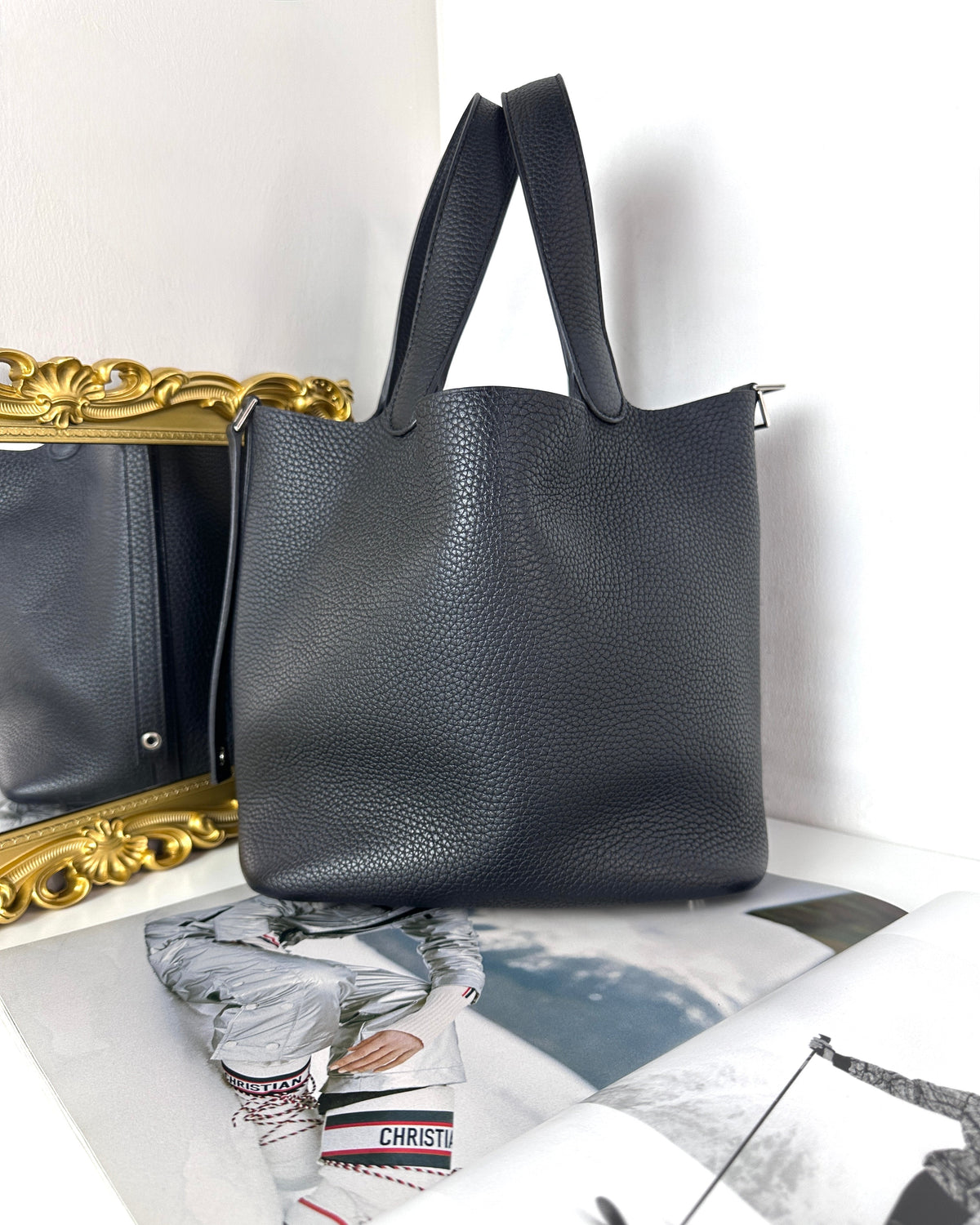 Hermès Picotin Lock Bag 22 - Black - View 1