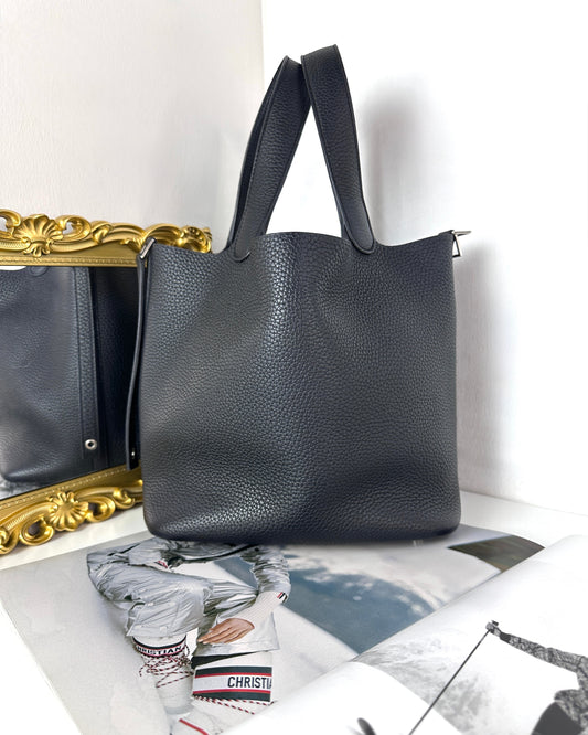 Hermès Picotin Lock Bag 22 - Black - View 1