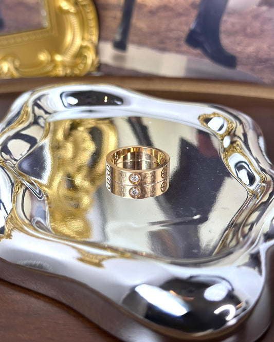 Cartier LOVE Ring, 3 diamond - Rose Gold - View 1